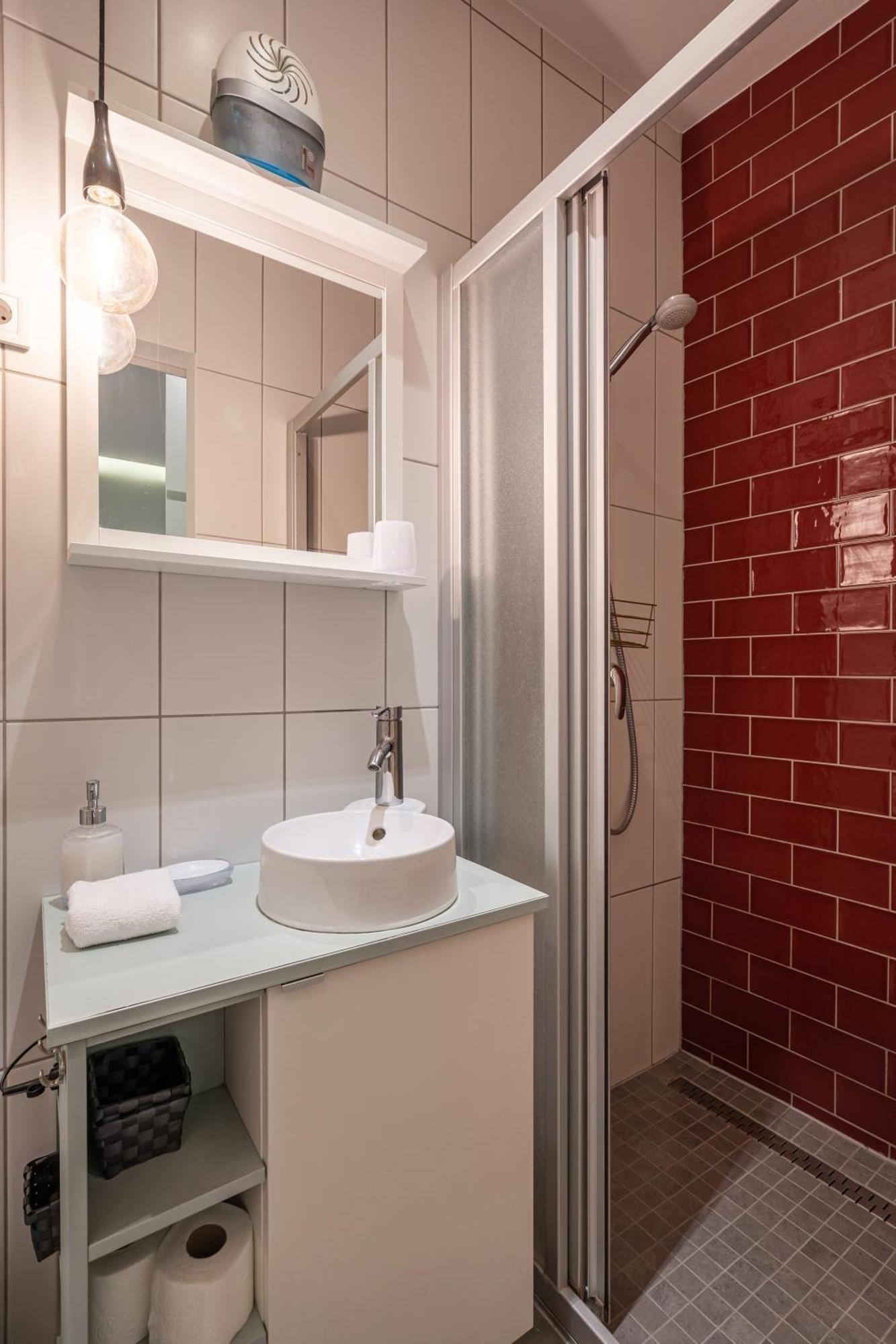 Cozy Little Flat In The City Center Budapest Exterior photo