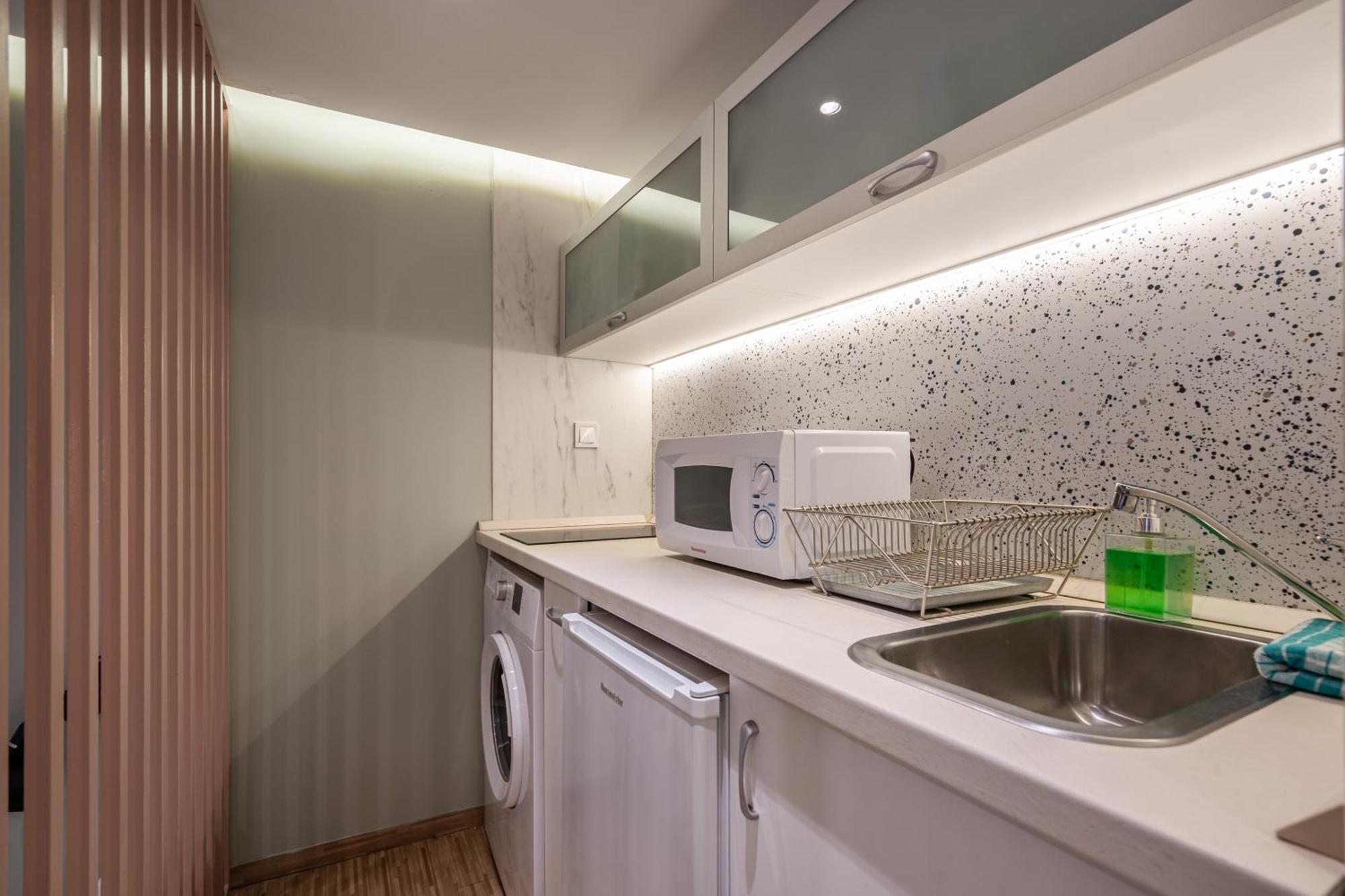 Cozy Little Flat In The City Center Budapest Exterior photo